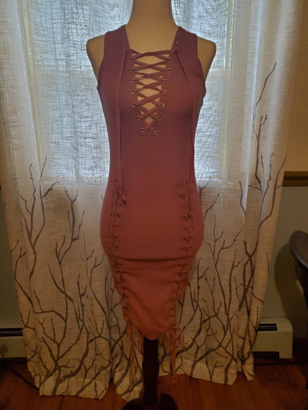 Hera Collection Mauve Lace-Up Dress